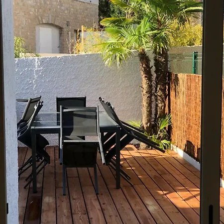 펜션 Maison En Front De Sur La De Portissol 사나리쉬르메르